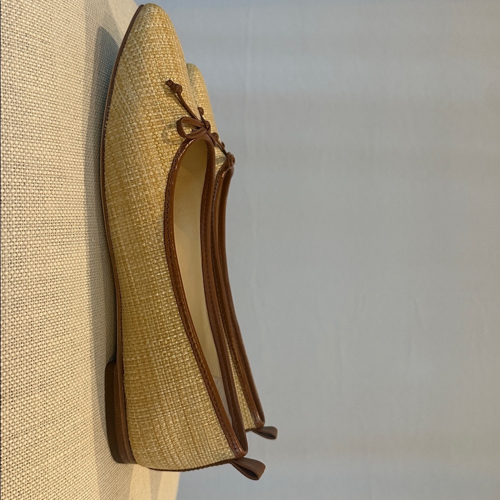 J. McLaughlin Tan Woven Ballet Flats with Brown Trim and Bow 9.5 - Picture 3 of 6